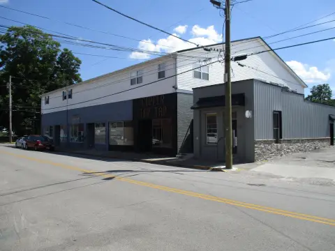 Downtown Williamsburg Mixed-Use Building