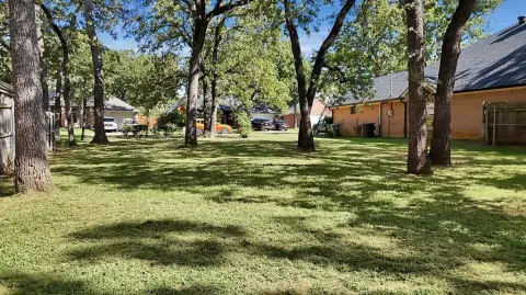 Arlington Land in Established Neighborhood