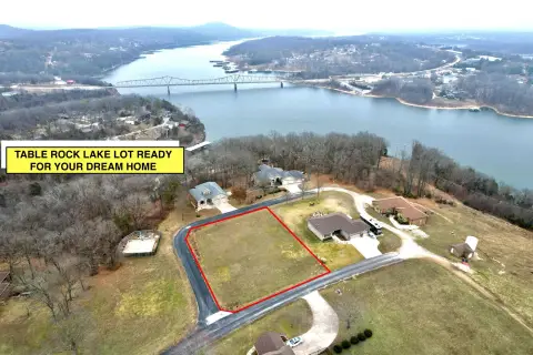 Residential Lot in Shell Knob