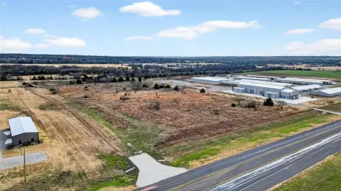 10 Acres in Growing Corridor