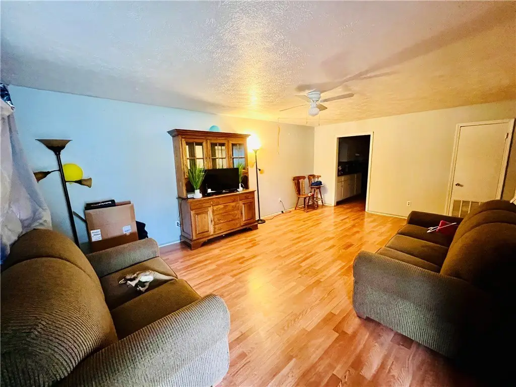 Picture 6