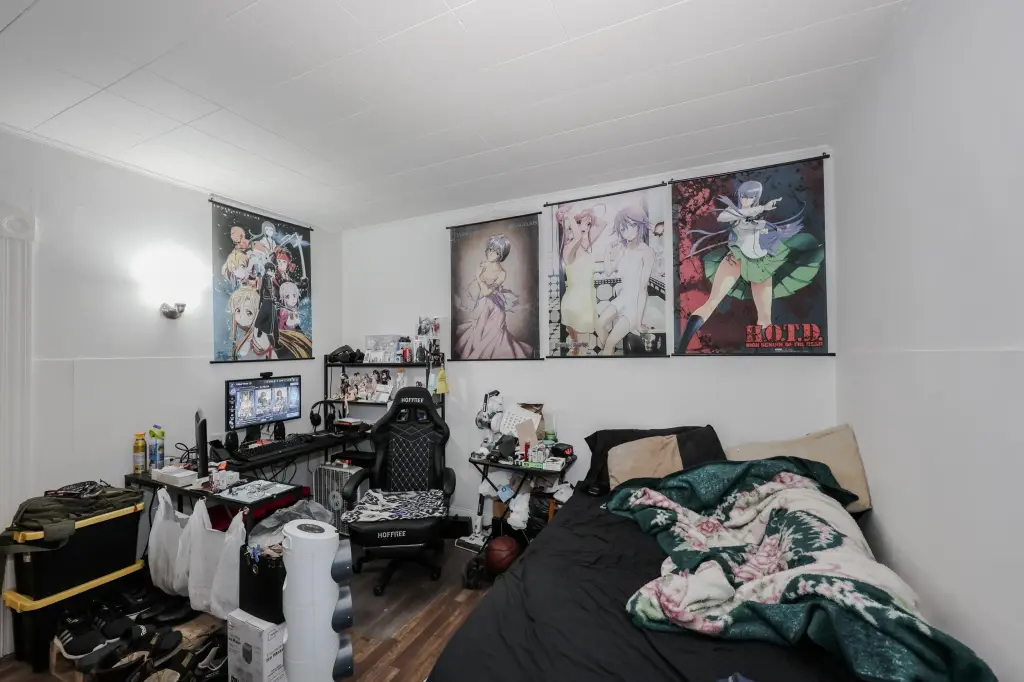 Picture 10