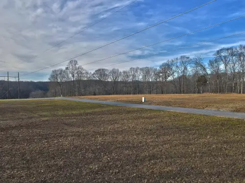 Residential Land in Lake Ridge