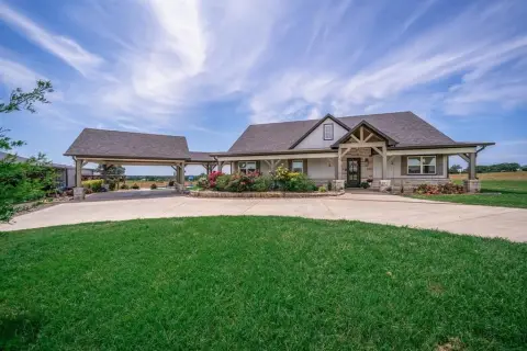Texas Ranch with Custom Home