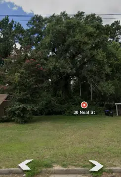 Longview Lot in Established Neighborhood