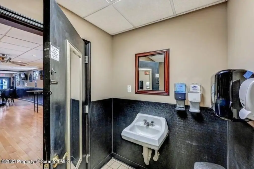 Picture 18