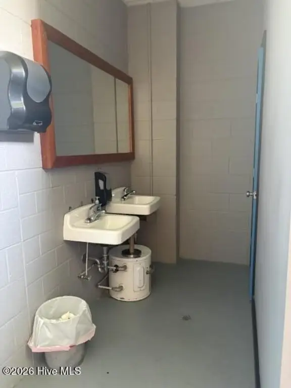 Picture 17