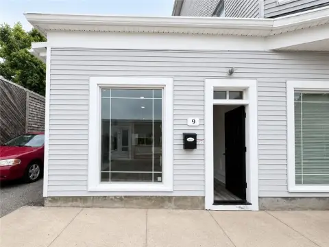 Renovated Office Unit with Private Bath