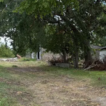 Everton, MO Commercial Building
