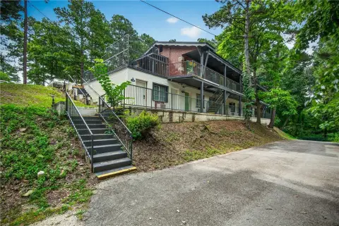 12-Unit Short-Term Rental Property