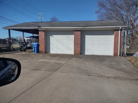 Residential Lot with Garage