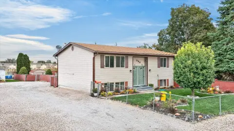 Updated Duplex with RV Parking