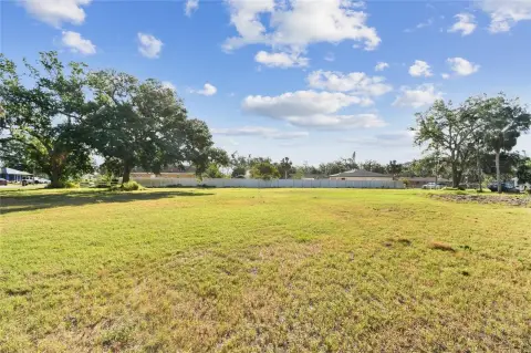 Residential Land in Palmetto, Florida