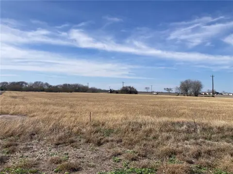 6 Acres Corner Lot Robstown