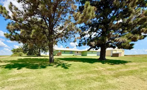 Tonkawa Farm and Estate