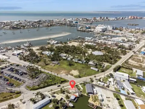 Waterfront Lot with Gulf Access