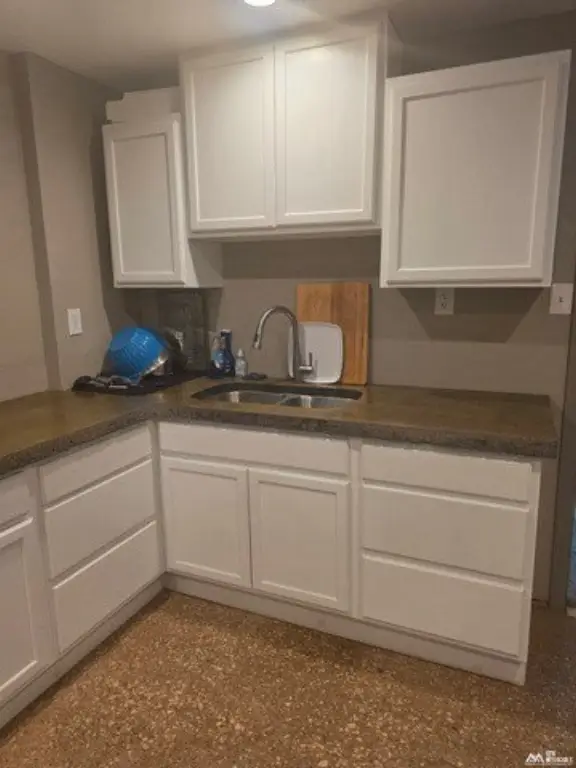 Picture 16