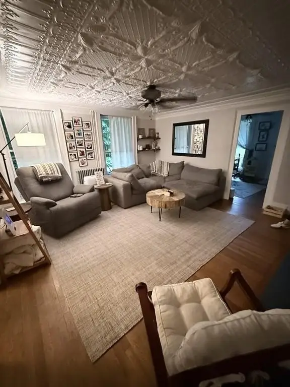 Picture 10