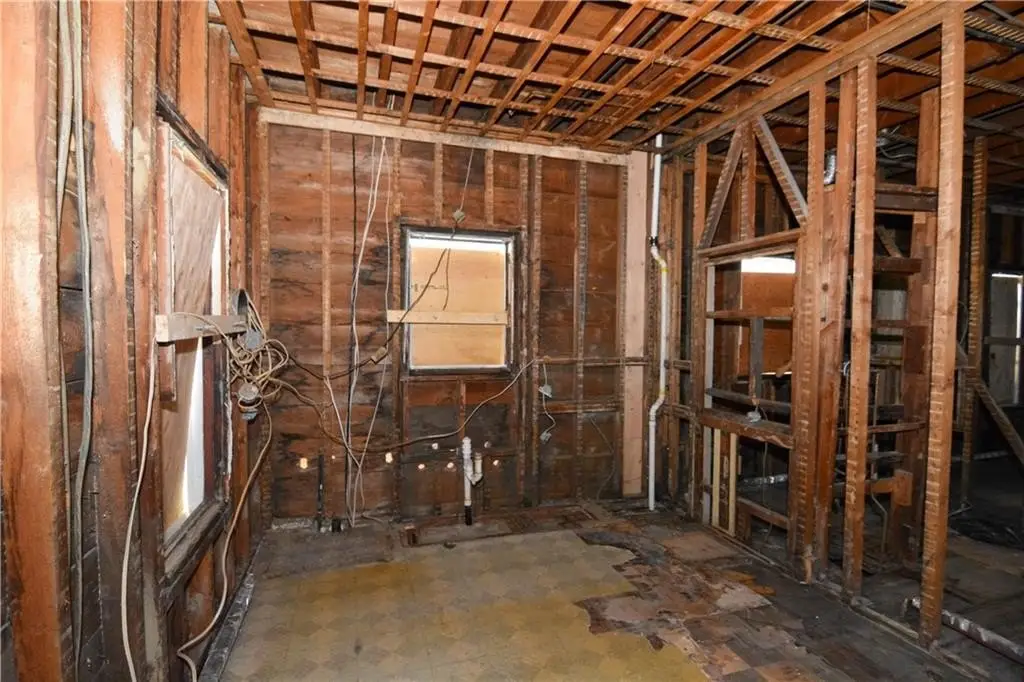 Picture 10