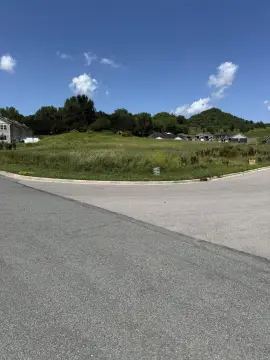 Corner Lot in Grandview Estates