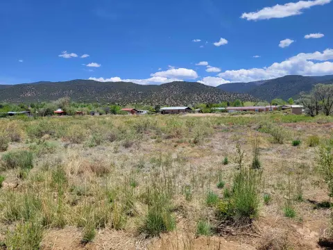 Taos Land with Water Rights