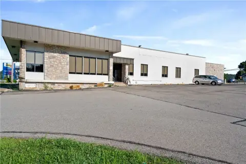 Retail Opportunity in Plum Boro