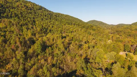 Unrestricted Mountain Land in Tennessee
