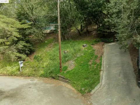 Land in Montclair, Oakland