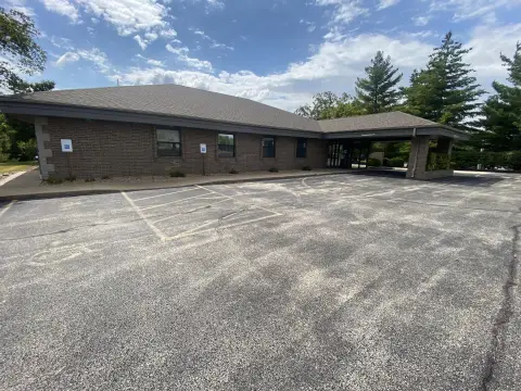 Hollister Office Building on 6.92 Acres