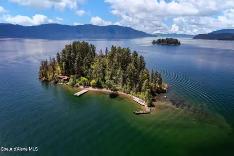 Private Island Waterfront Land