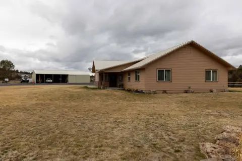 Eastern Oregon Acreage Estate
