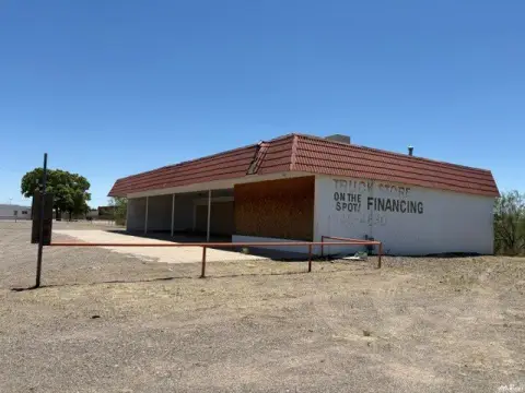 Commercial Land With Existing Building