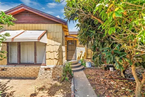 Updated Duplex with Converted Garage