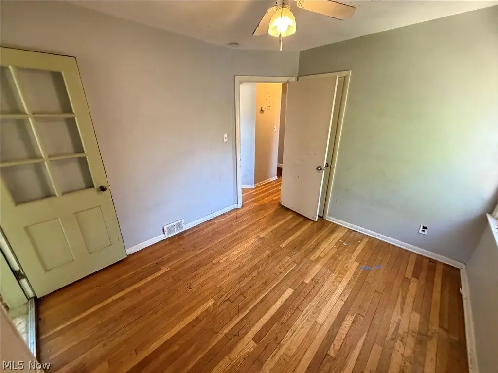 Picture 11