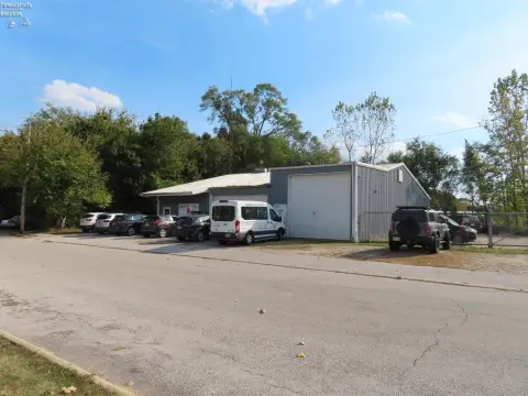 Turnkey Auto Shop on 2.86 Acres