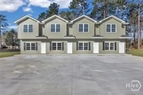 Picture of Apartment buildings at 93 Briarwood Road, Statesboro, GA