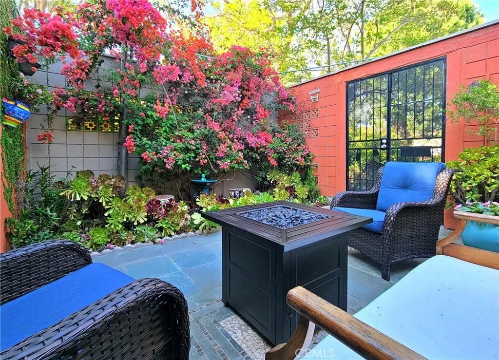 494 Calle Cadiz, Laguna Woods, CA 92637