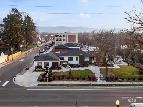 Downtown Eagle Commercial Property For Sale