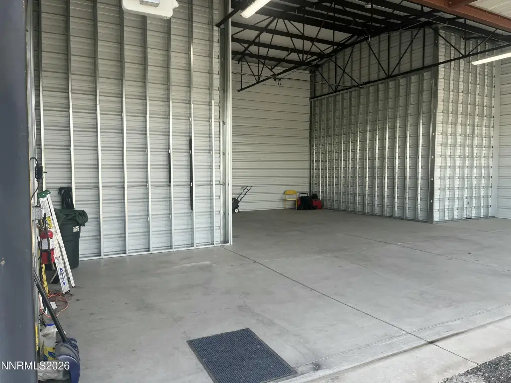 Picture 4