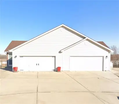Two-Bedroom Duplex Unit with Garage