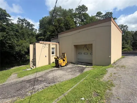 Freestanding Garage with Yard