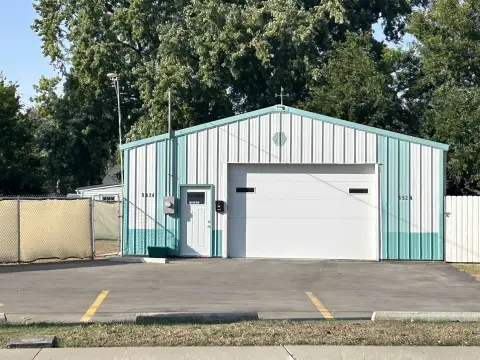 Riverside Warehouse with Fenced Lot