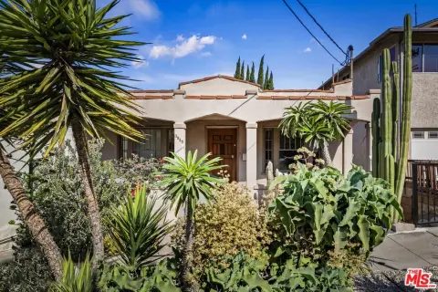 Silver Lake Duplex Near Sunset