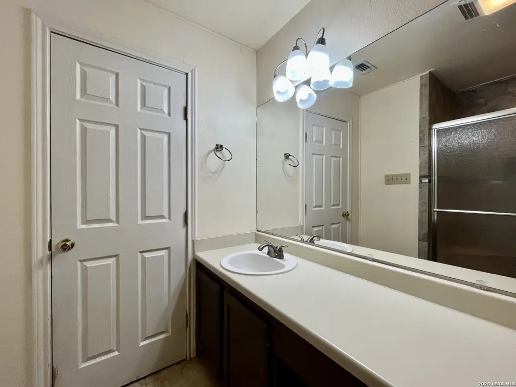 Picture 38
