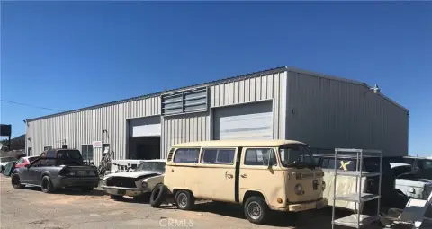 Versatile Commercial Property in Yucca Valley