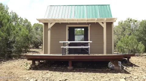 Hunting Land with Cabin