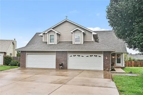 Duplex with Finished Basement