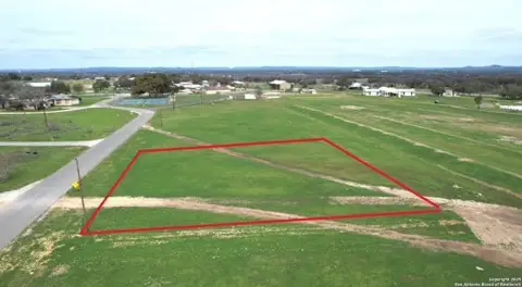 Residential Lot in Flying L Ranch