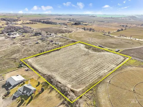 Hagerman Land with Valley Views