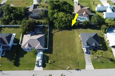 Residential Land in Cape Coral